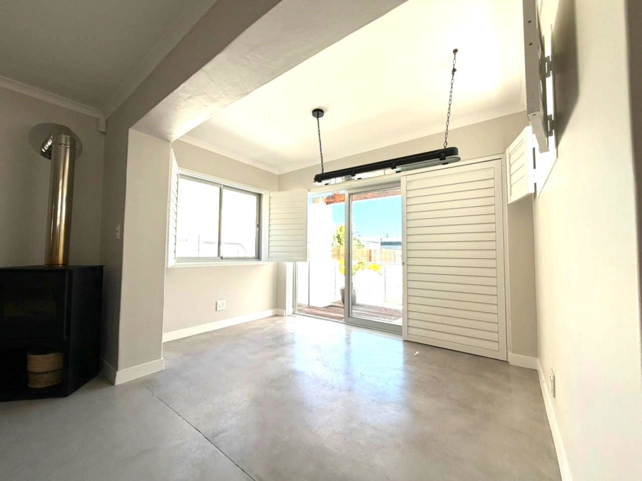 To Let 3 Bedroom Property for Rent in Camps Bay Western Cape